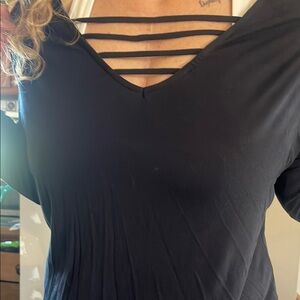 VENUS Black Women's Top